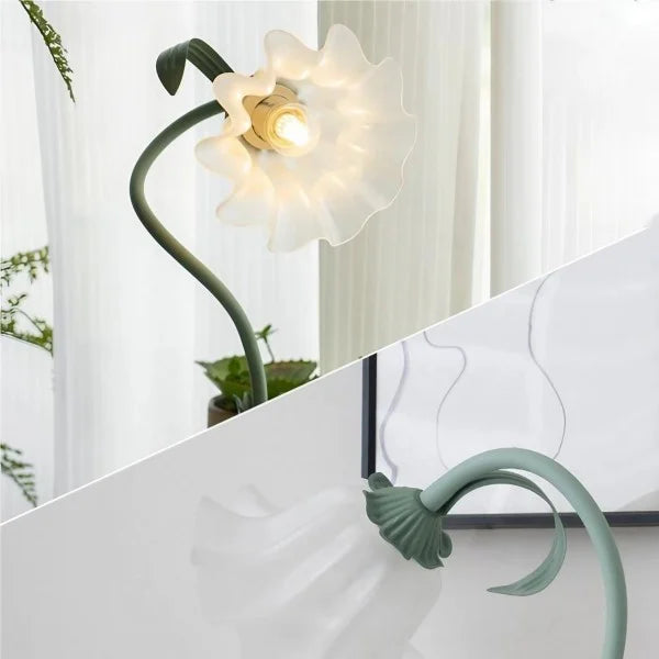 Vintage Adjustable Flower Table Lamp - Timeless Elegance with Functional Design