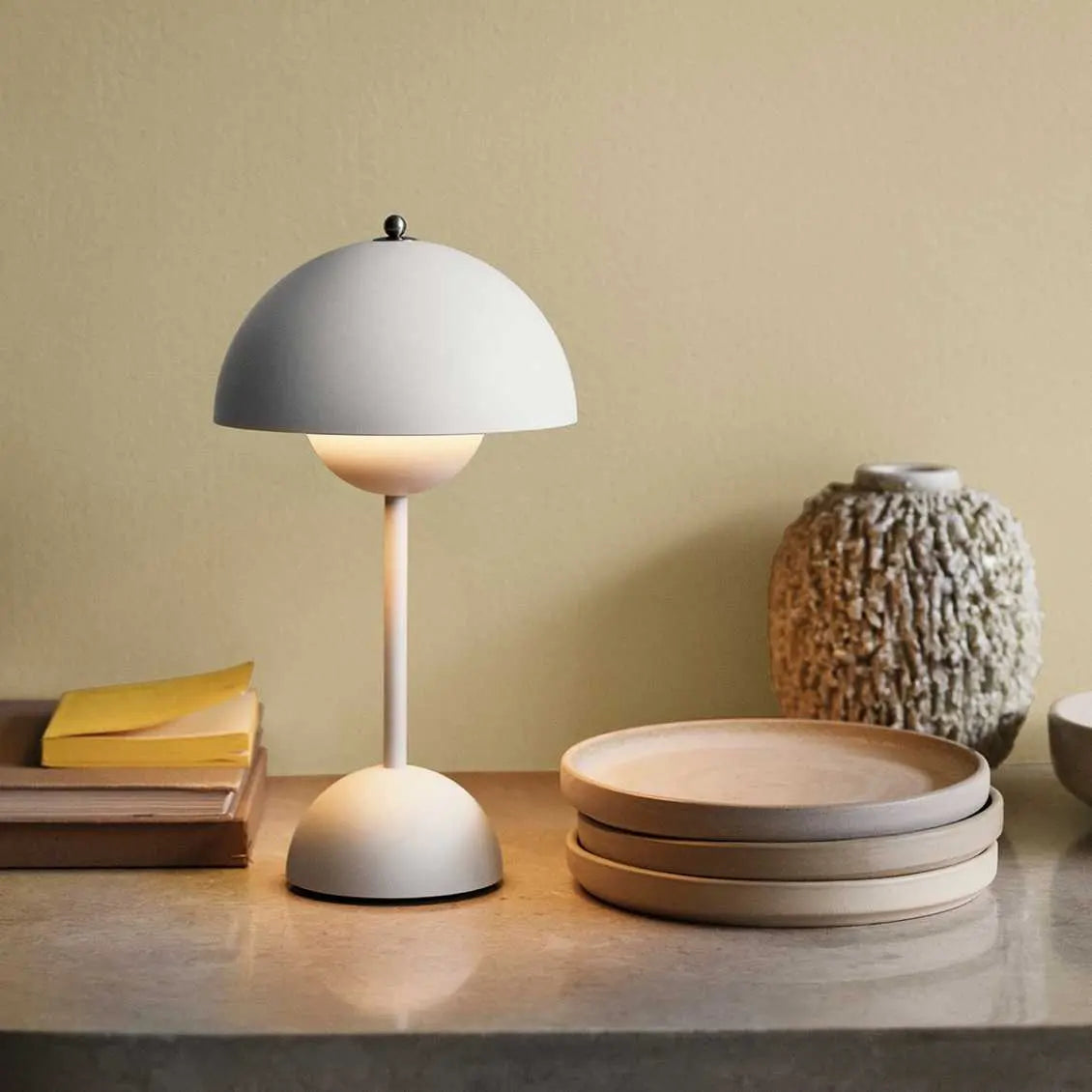 Lunaire LED Table Lamp for Modern Atmosphere Design